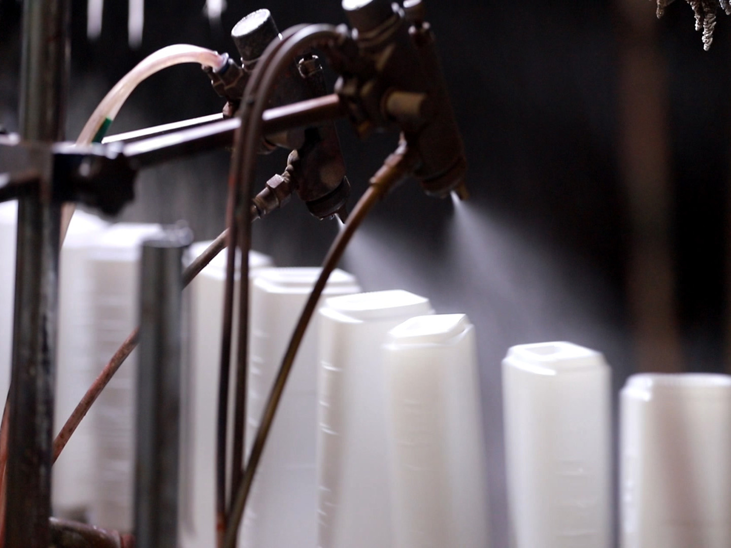 祥盛玻璃展示企业风貌